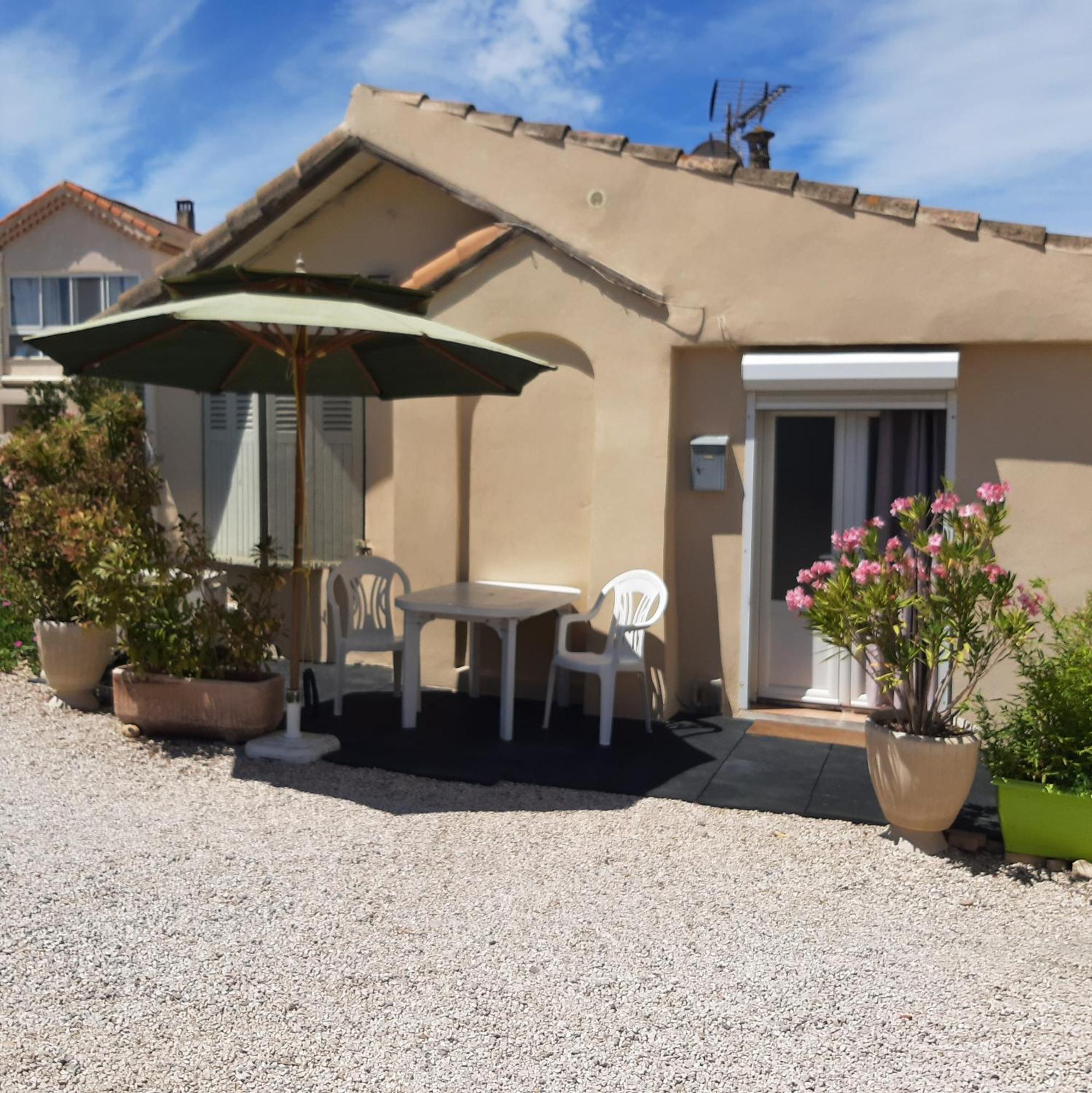 Appartement Meuble Bord De Mer Fos Sur Mer Fos-sur-Mer Dış mekan fotoğraf
